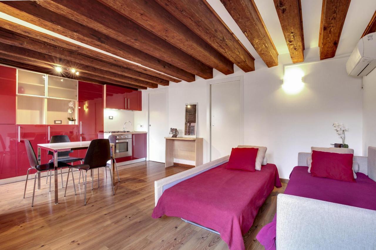 Residenza Valier - Rialto By Wonderful Italy Apartment Venice Exterior photo