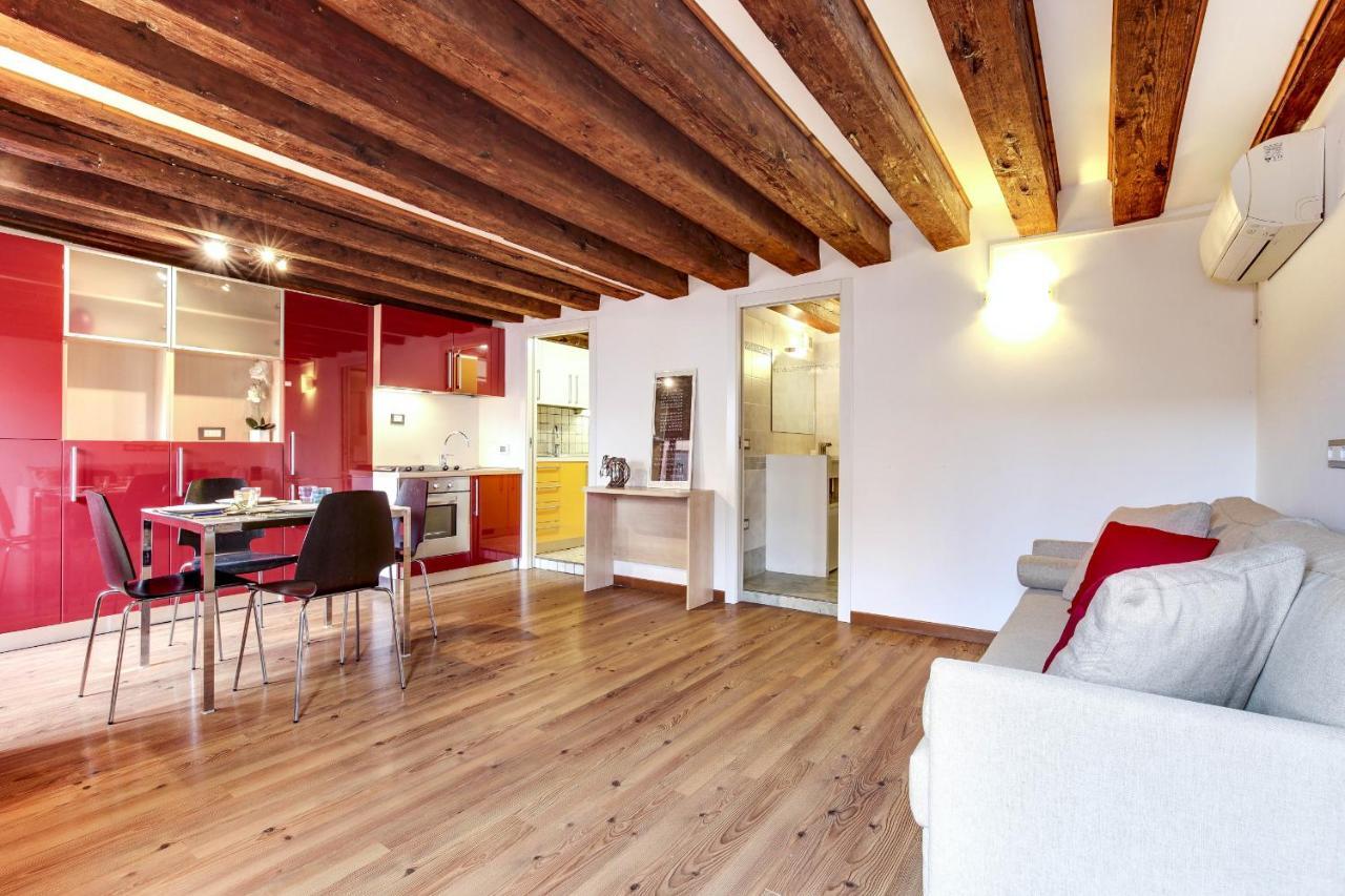 Residenza Valier - Rialto By Wonderful Italy Apartment Venice Exterior photo